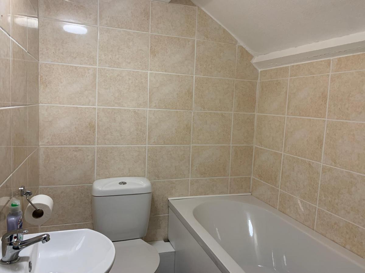 Awel Taf- Central Cottage Ideal For Families, With Parking セント・クリアーズ エクステリア 写真