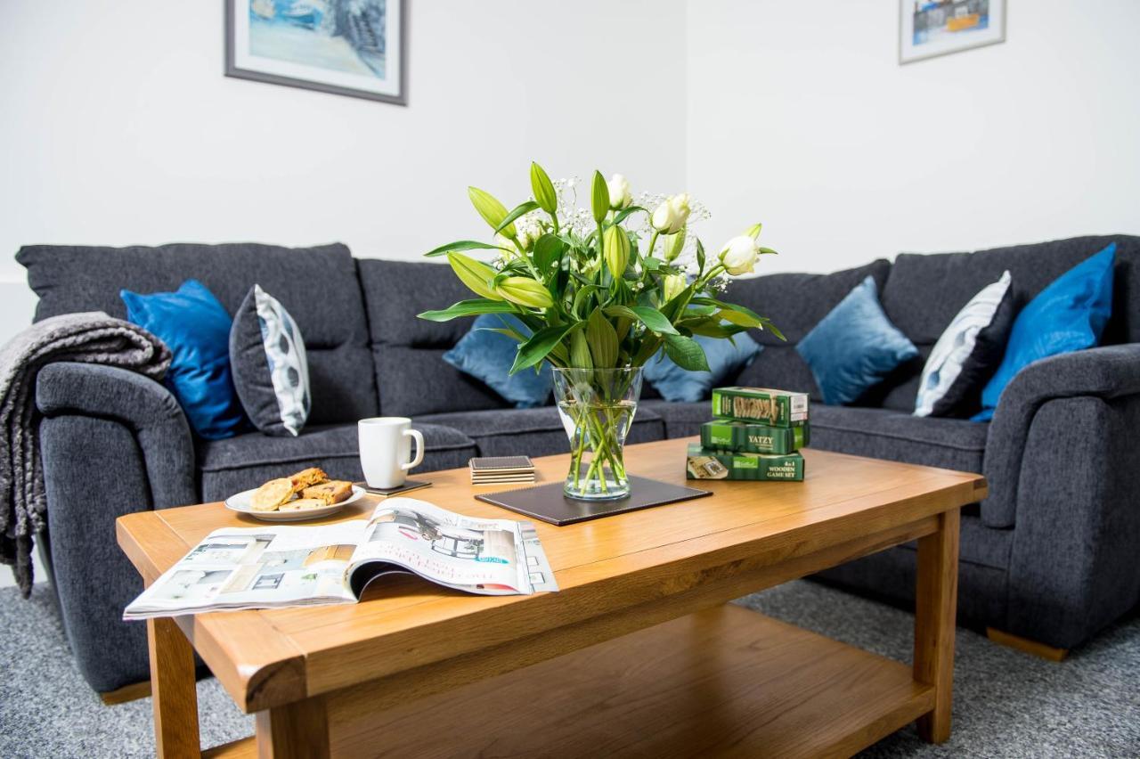 Awel Taf- Central Cottage Ideal For Families, With Parking セント・クリアーズ エクステリア 写真