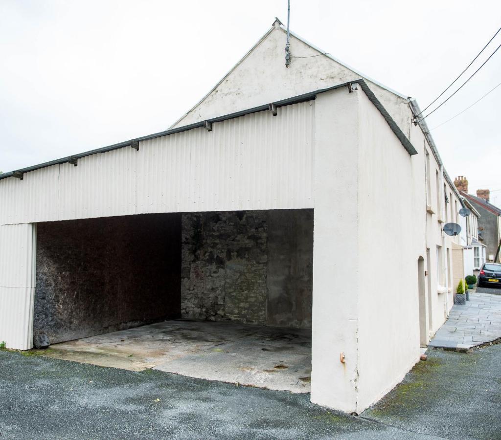 Awel Taf- Central Cottage Ideal For Families, With Parking セント・クリアーズ エクステリア 写真