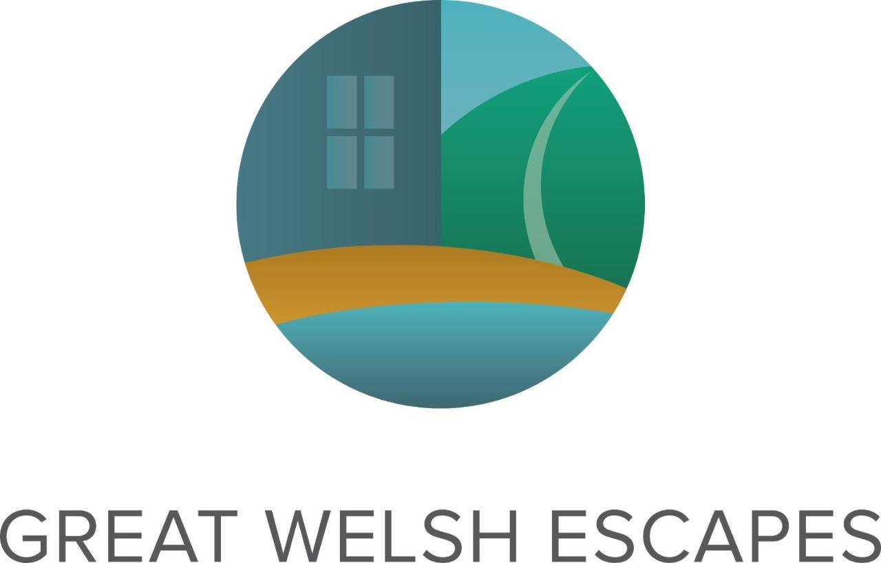 Awel Taf- Central Cottage Ideal For Families, With Parking セント・クリアーズ エクステリア 写真